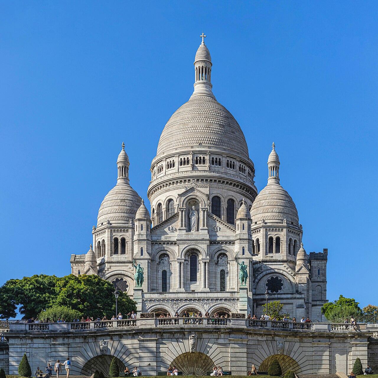 Sacré-Cœur basilica on the hill in Montmartre, Paris