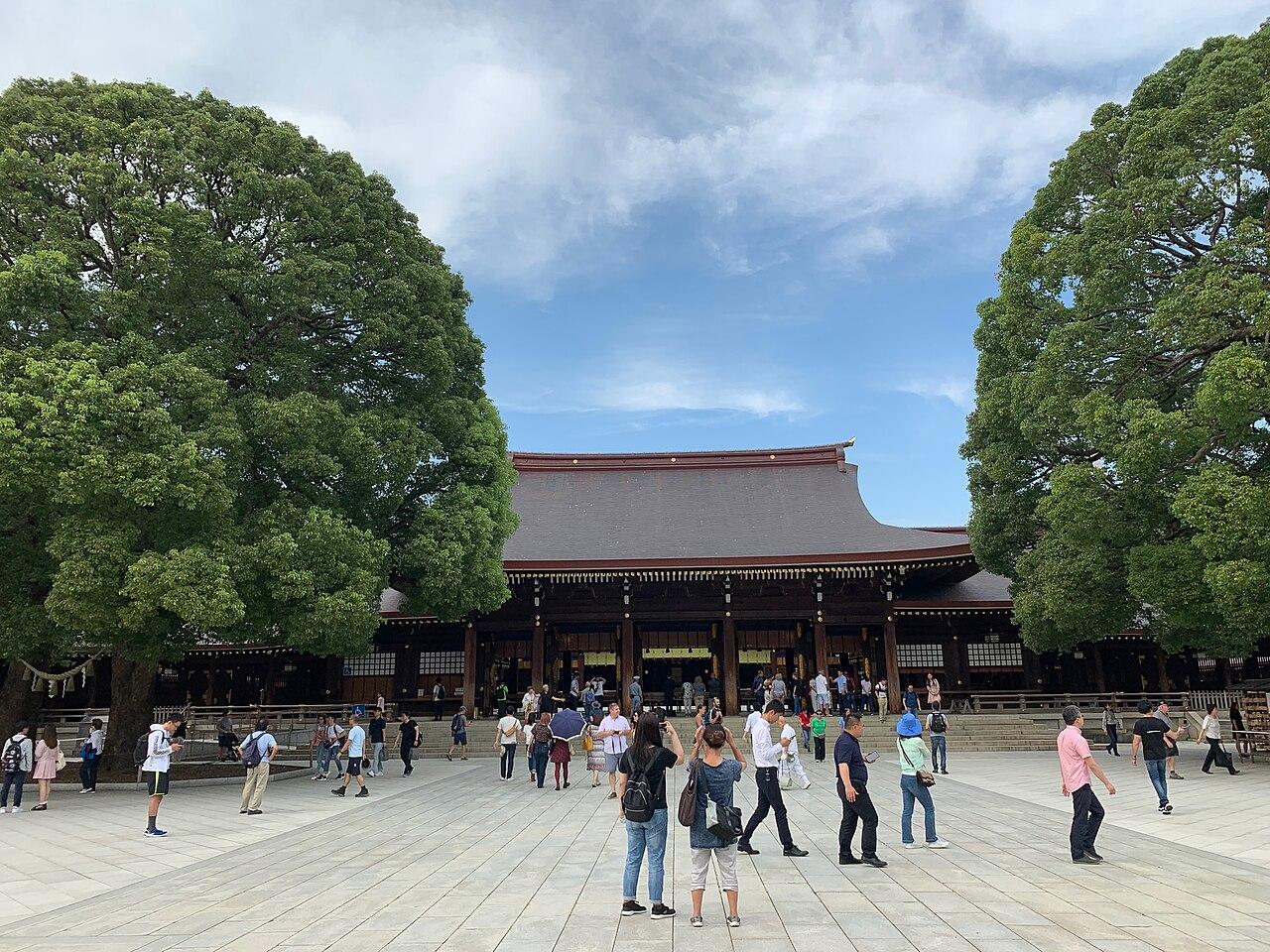 Meiji Jingu shrine buildings in Tokyo